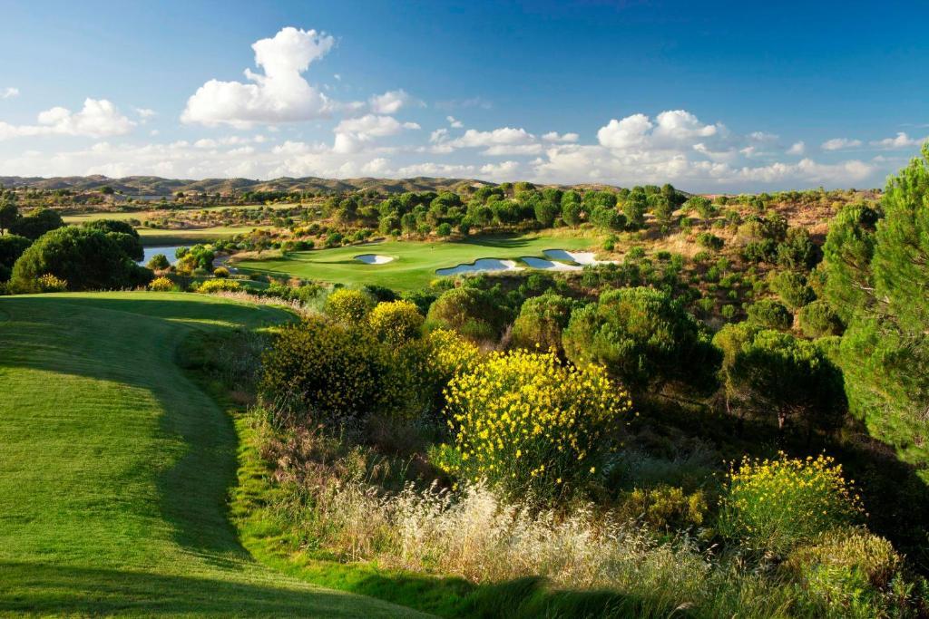 Monte Rei Golf & Country Club 5*