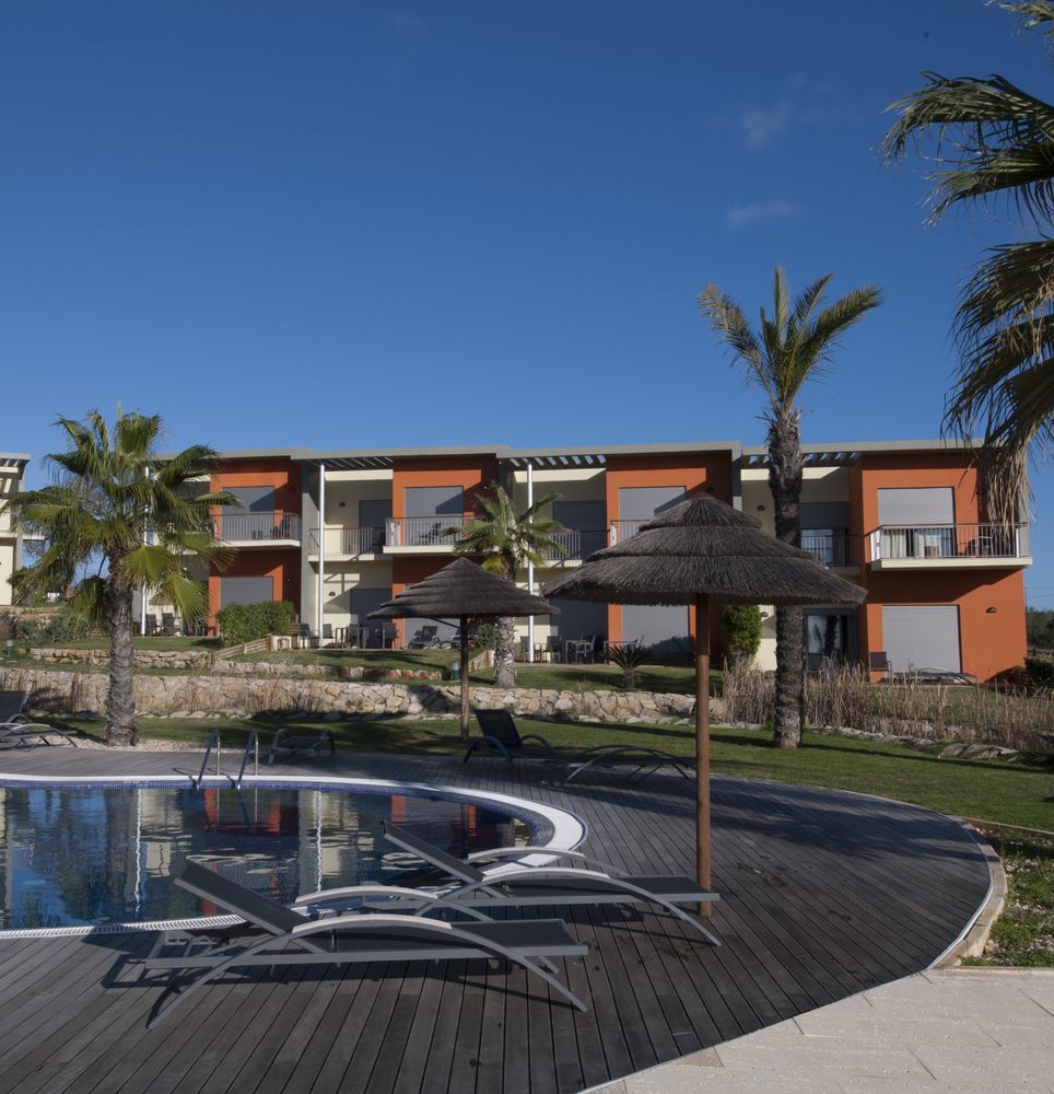 Sunset Village - & 4*