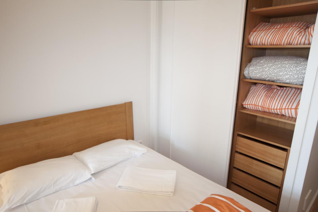Happy & Hostal Oporto