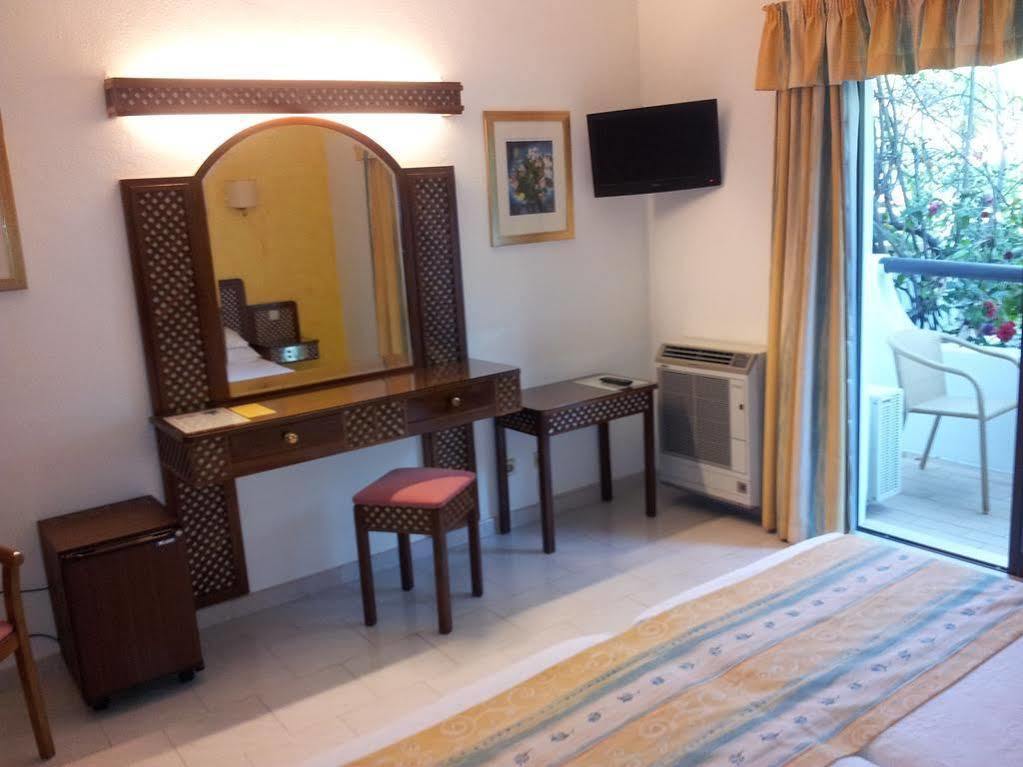 Casabela 4* Ferragudo (Faro)