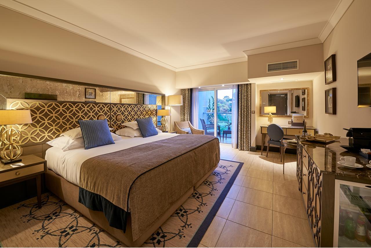 Dona Filipa Resort