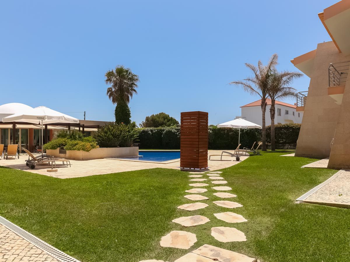 Pontalaia Turisticos Aparthotel 4*