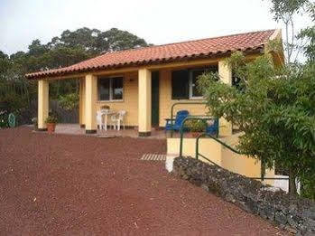 Quinta Das Acacias Guest Houses Ponta Delgada (Madeira)