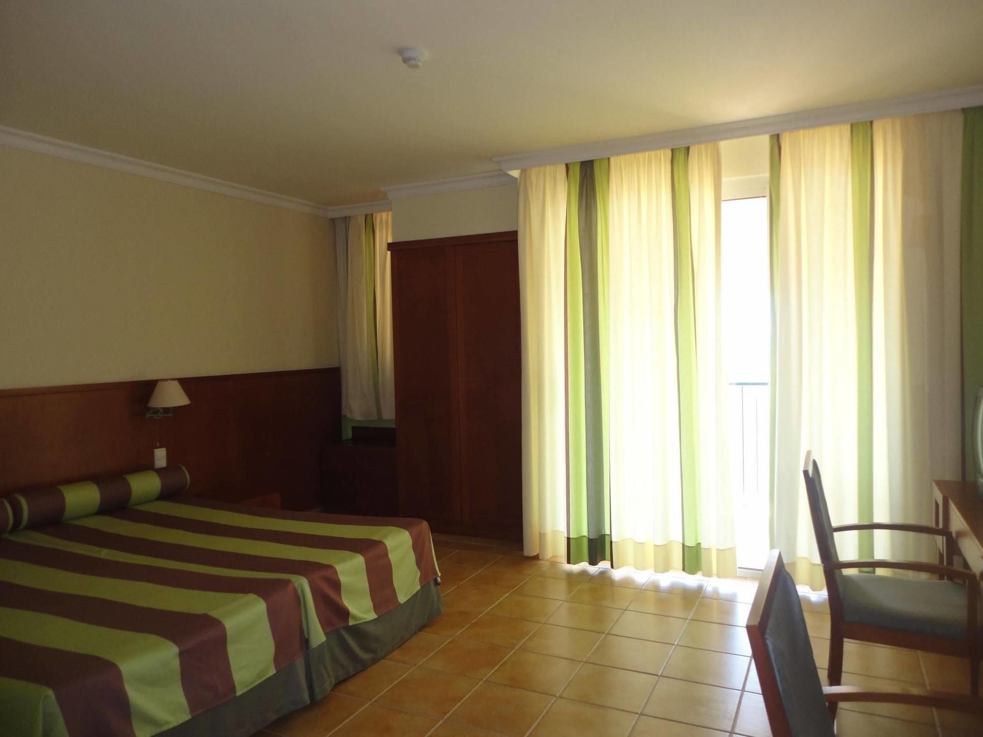 Sea View 4* Paul do Mar (Madeira)