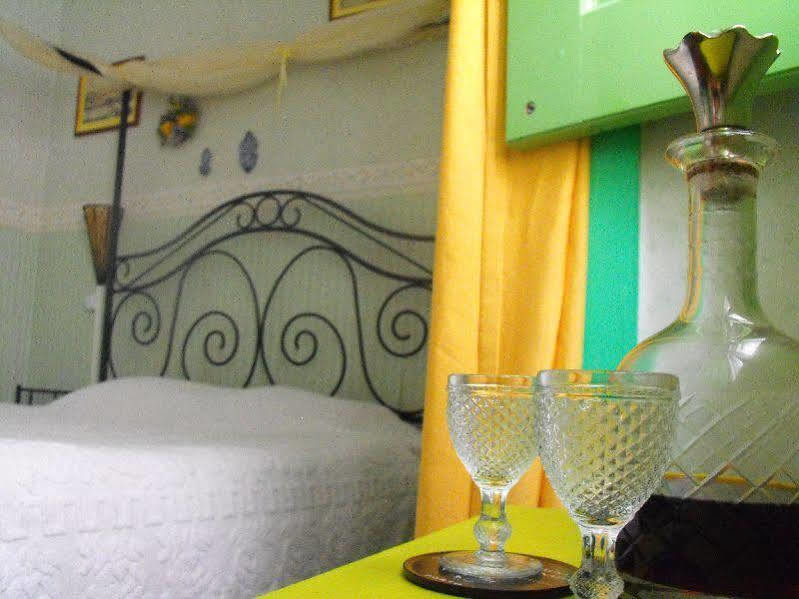 Bed & Breakfast Casa Pombal 2*