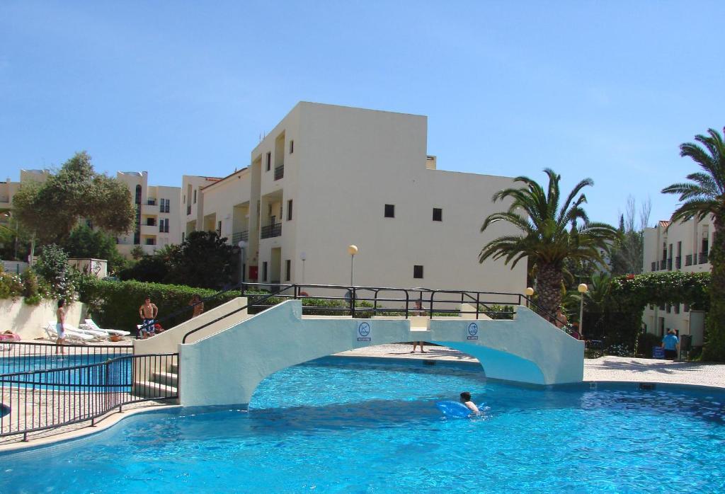 Clube Alvorferias 3*