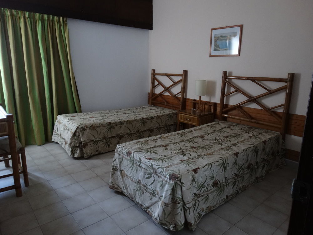 Apartahotel Turial Park Turísticos 3*
