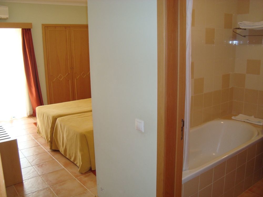 Ap Victoria Sports & 4* Olhos de Agua (Albufeira)
