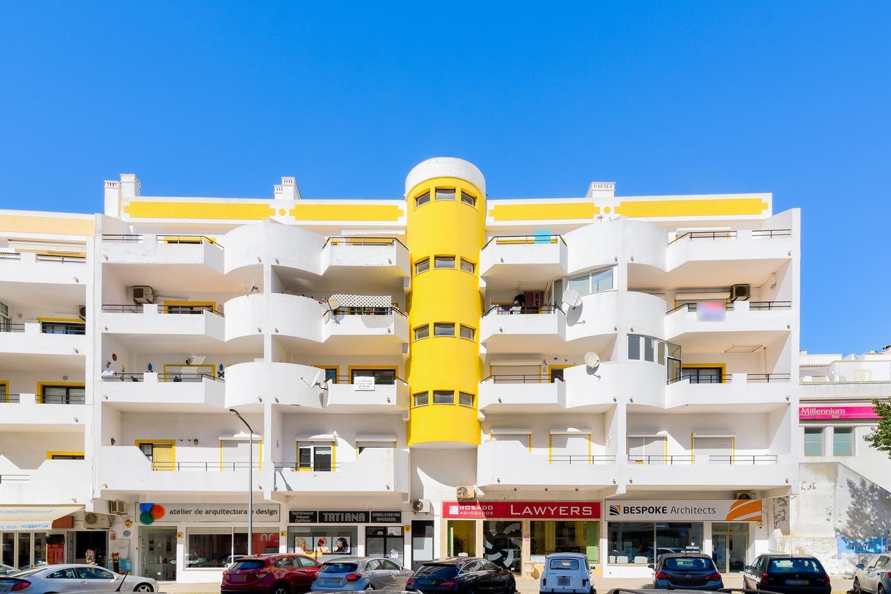 Apartment Sunrise I