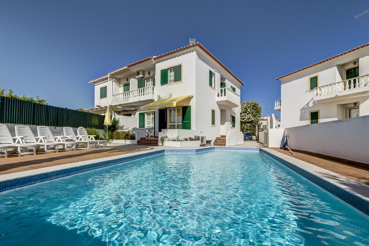 Bougainvilleas - Private Pool And Parking, Nearby Villa Altura