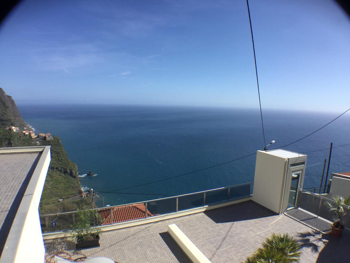 Pensión Guesthouse-theview (adults Only) Ribeira Brava