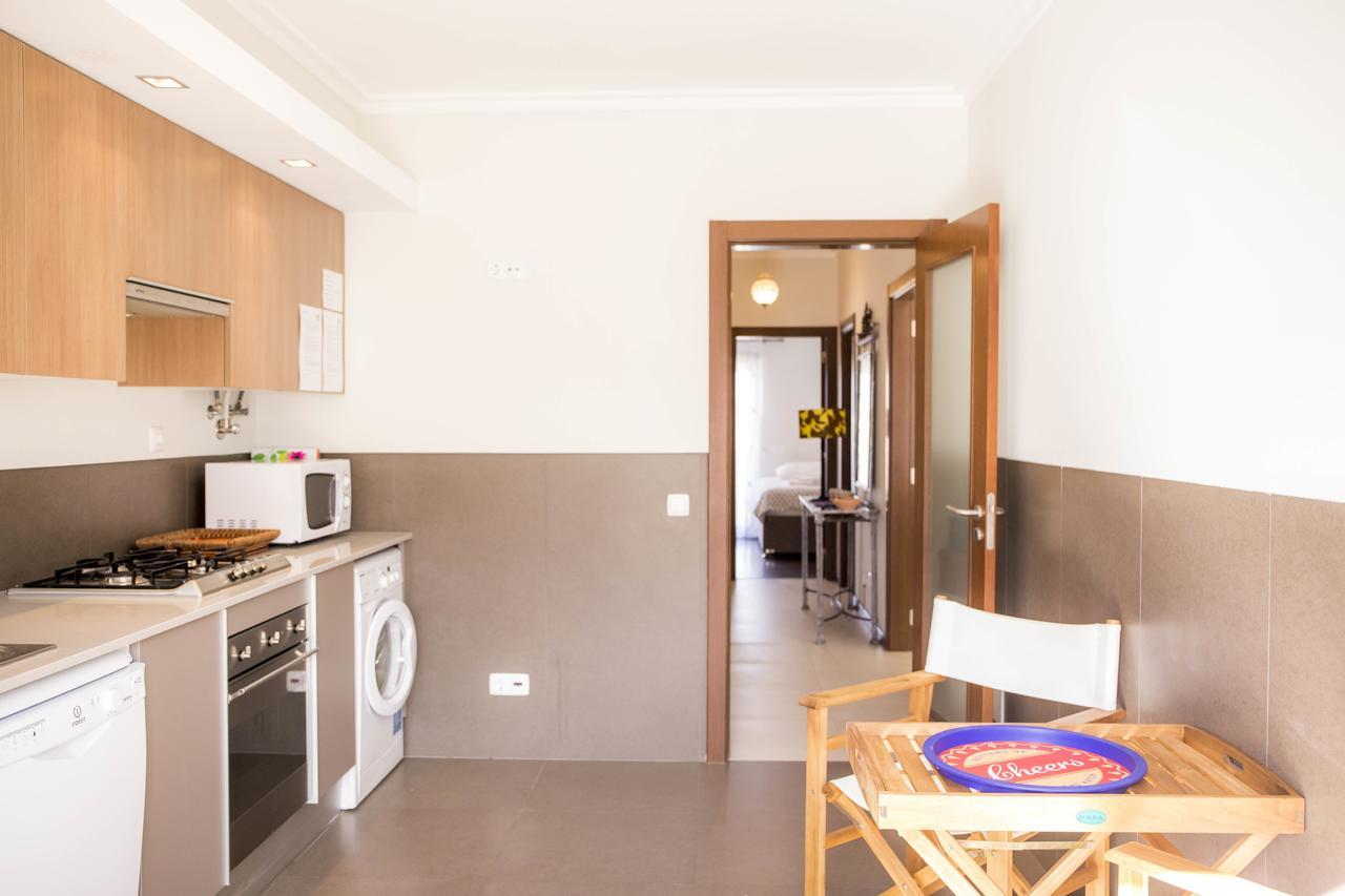 B04 - Luxury 2 Bed W Terrace Pool