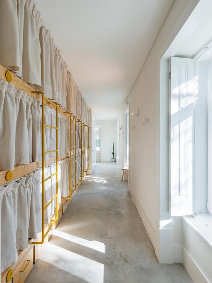 Aktion House * Carcavelos (Lisbon)
