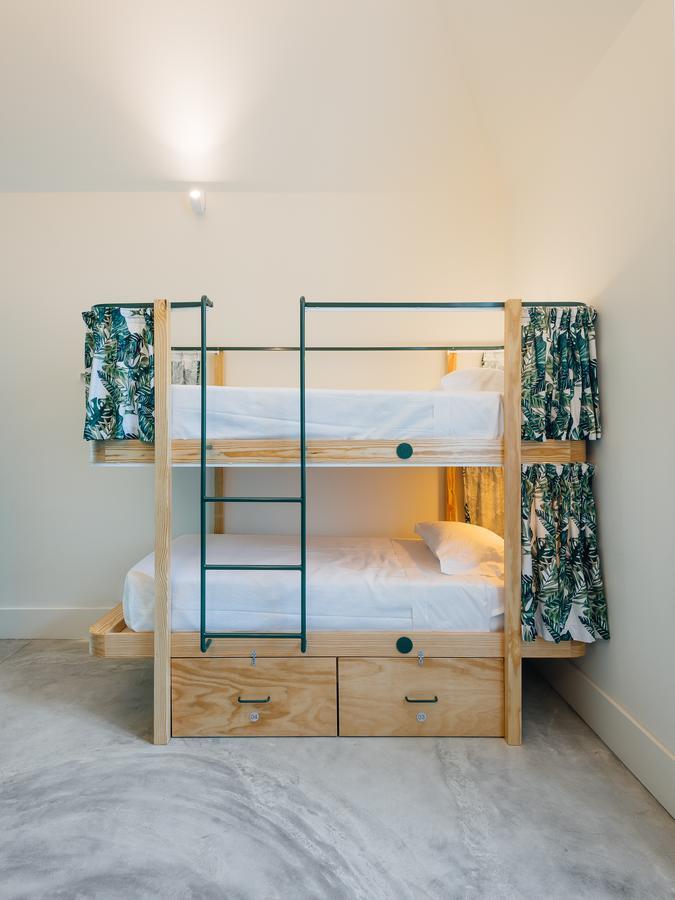 Aktion House Hostal