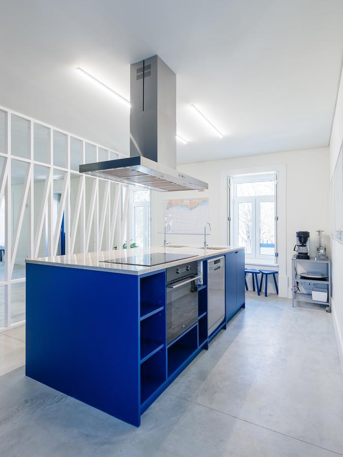 Aktion House * Carcavelos (Lisbon)