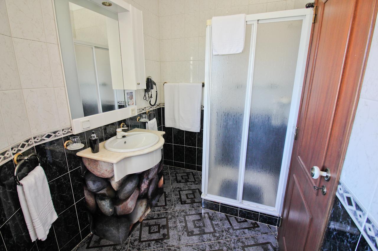 Guest house Thing 4*