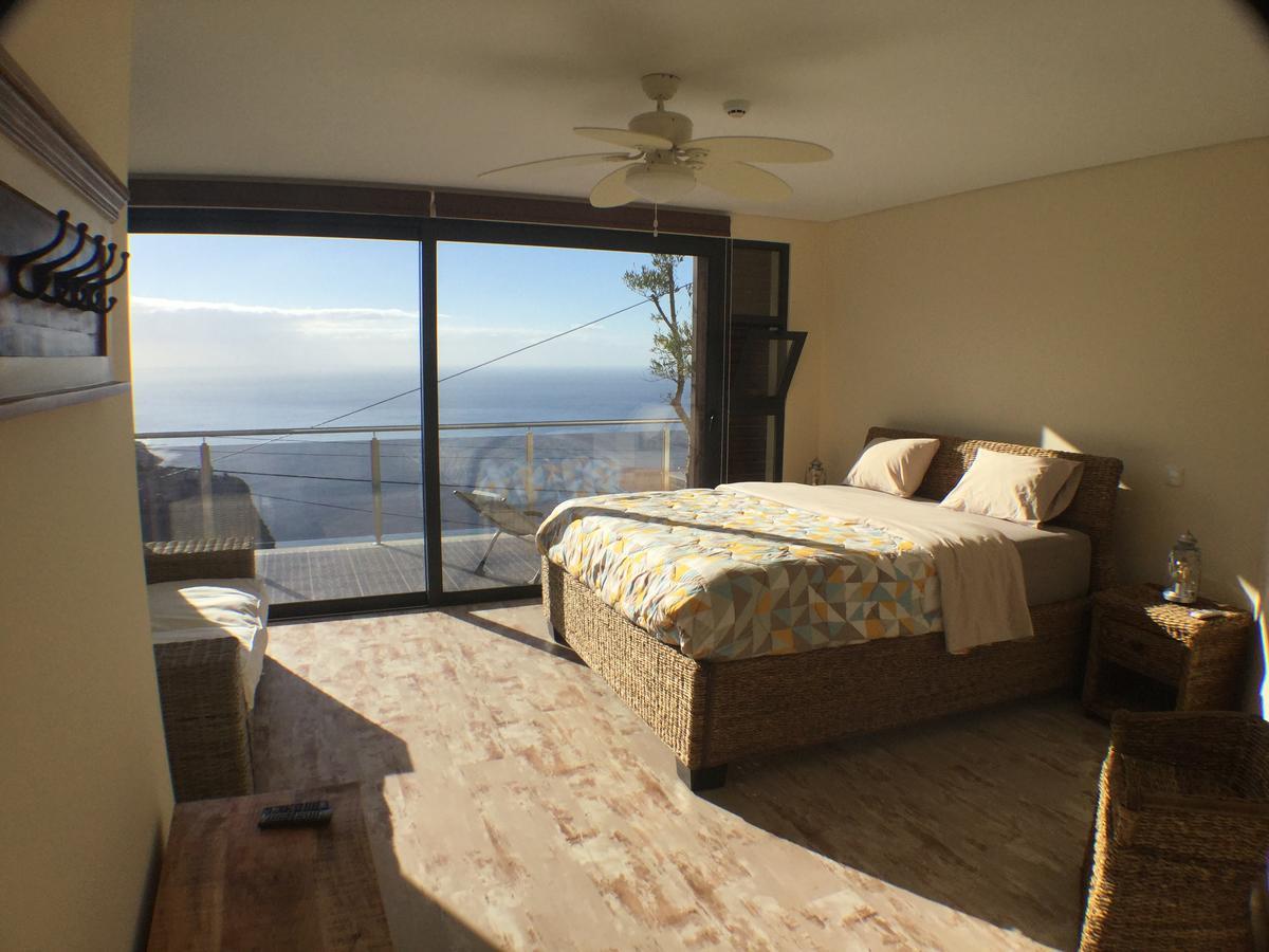Guesthouse-theview (adults Only) Casa de hóspedes