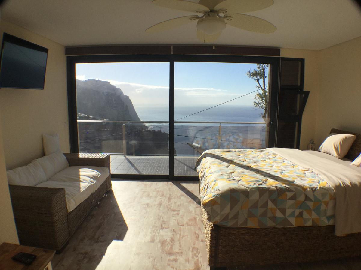 Guesthouse-theview (adults Only) Pensión