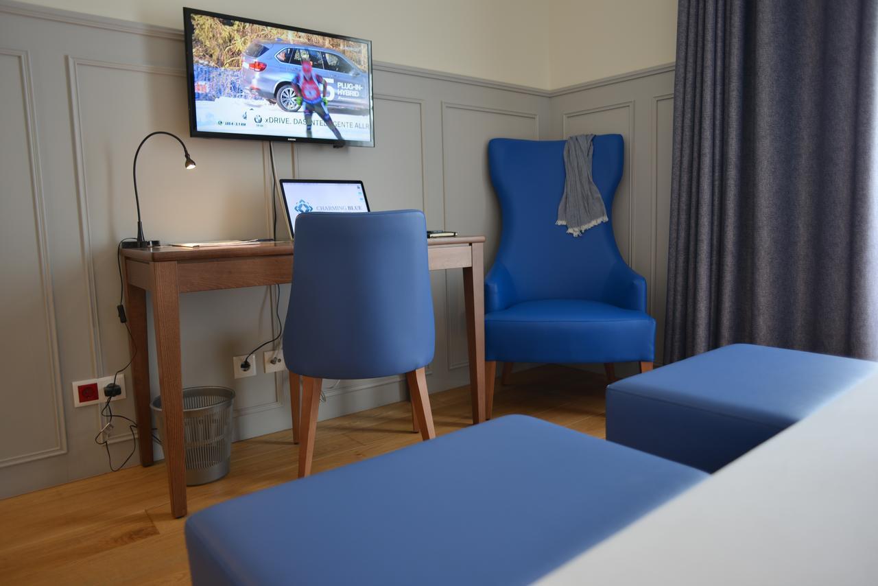 Charming Blue Hotel 4*