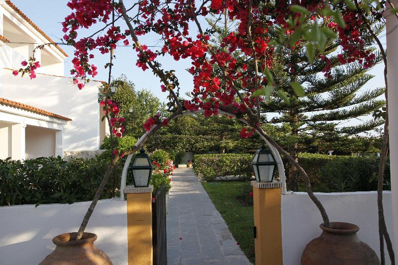 Aparthotel Balaia Sol Club 