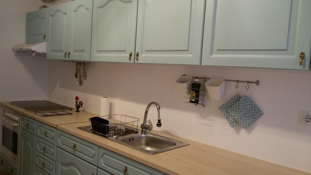 Carcavelos Apartment *