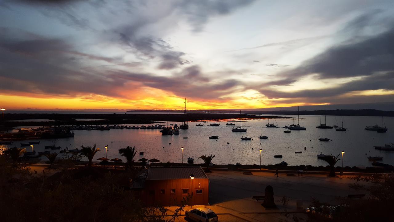 Ria Alvor *