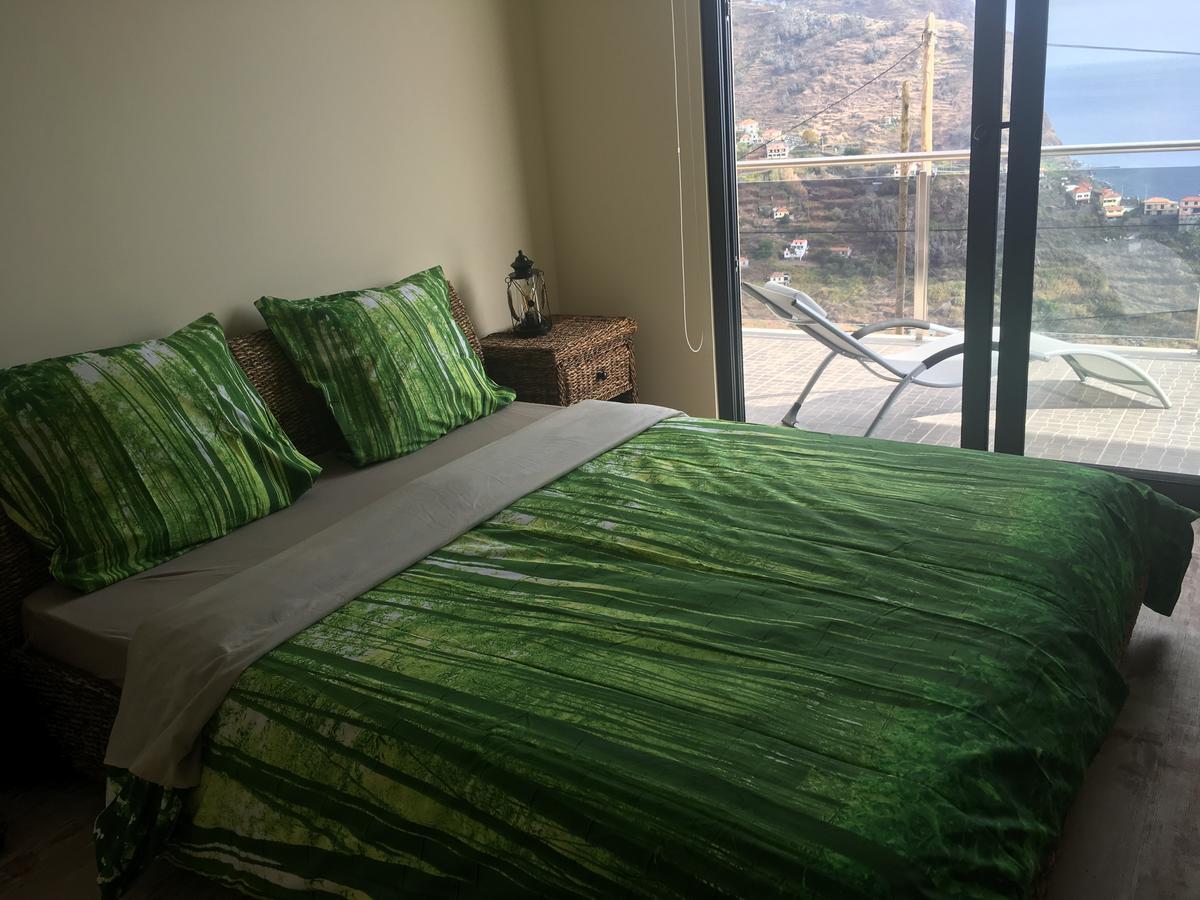 Guesthouse-theview (adults Only) Pensión Ribeira Brava