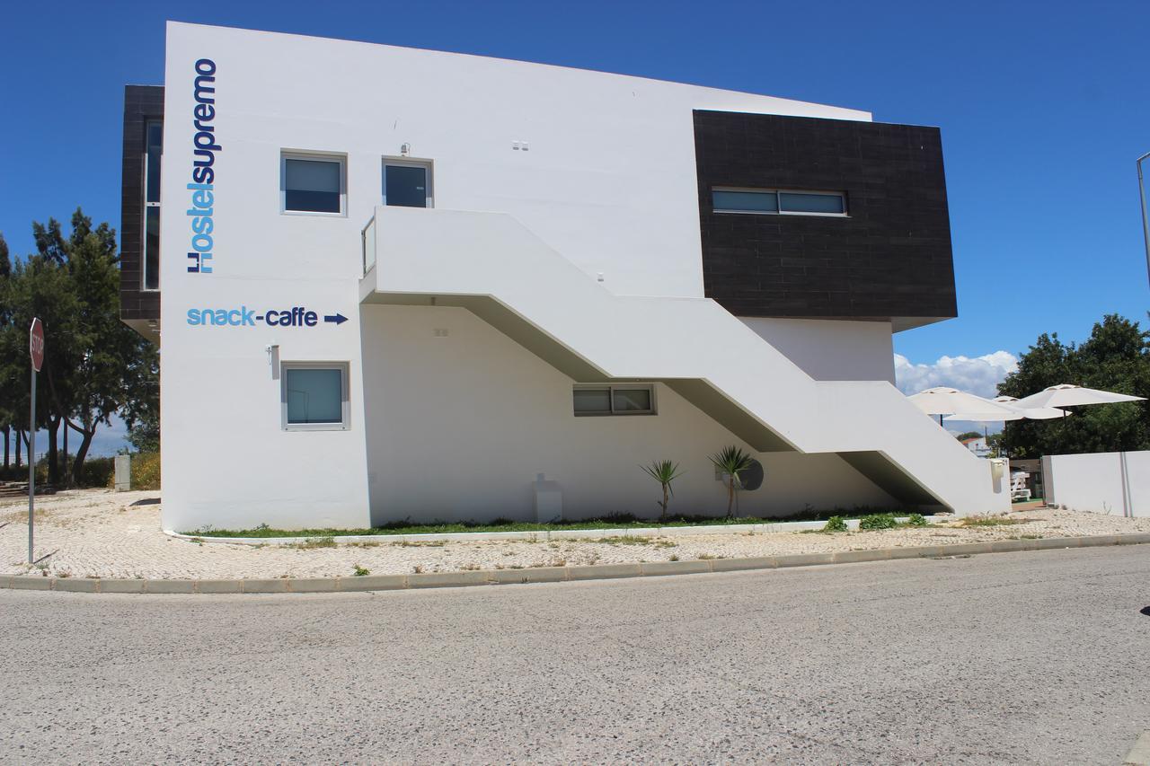 Supremo Hostel *