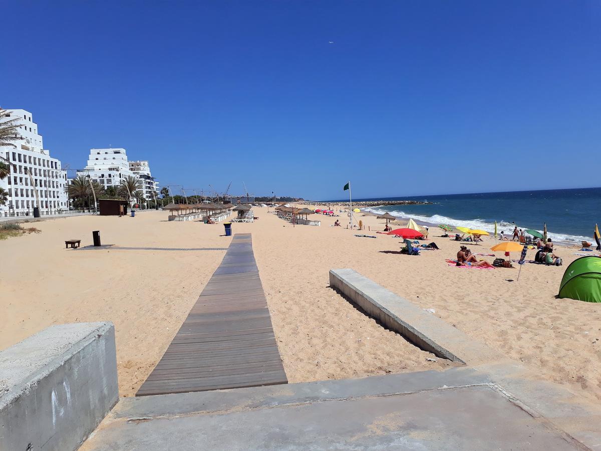 Colina Ferias- Garagem & Wifi Appartement