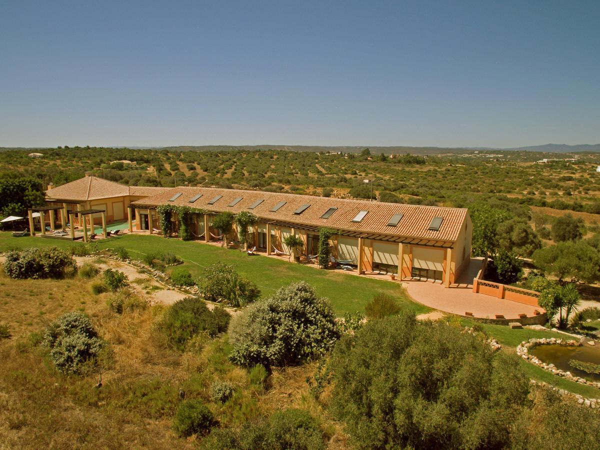 Casa Do Vale Da Lama Ecohotel & Retreat Centre In A Farm *