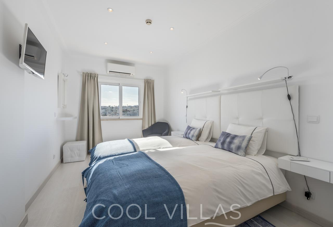 Sea Gem - Beachfront And City Center Apartamento Albufeira