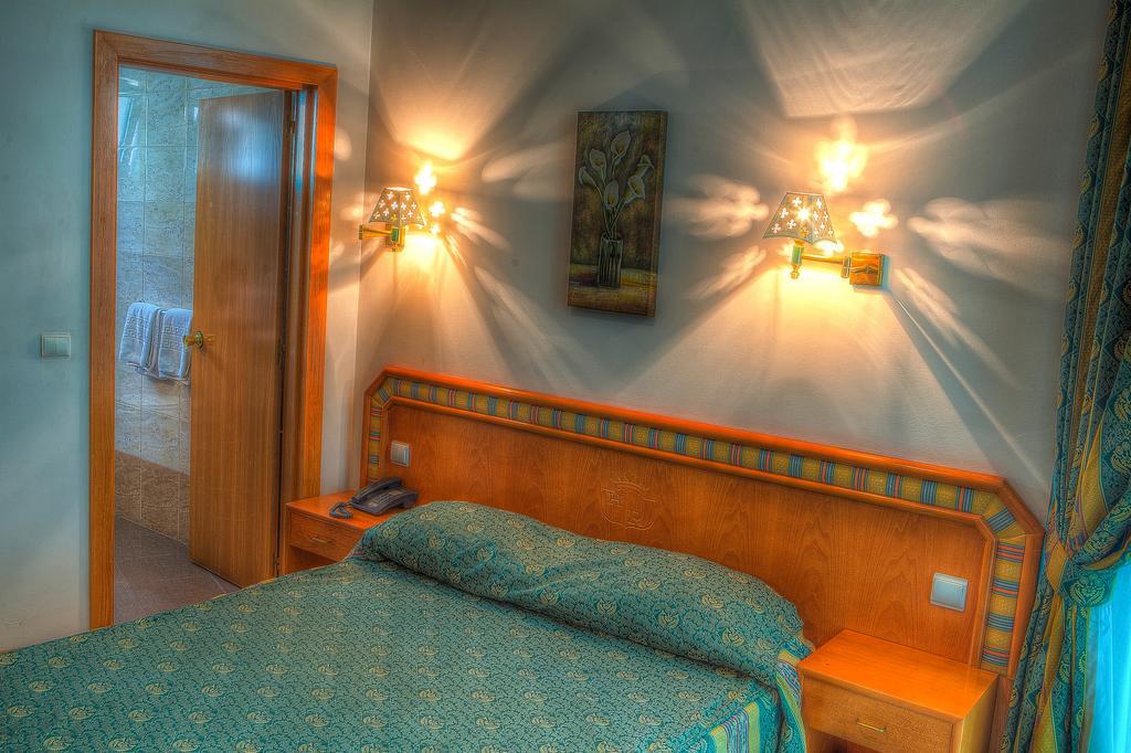 Real Caparica Hotel 2*