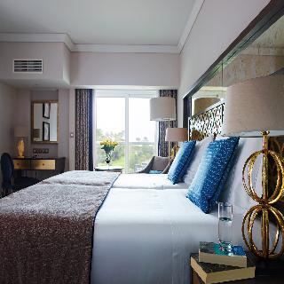 Resort Dona Filipa 5*