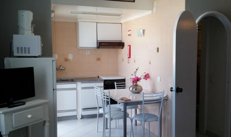 Algar Apartment *