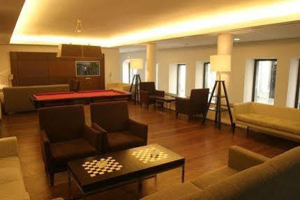 Neat Avenida Hotel
