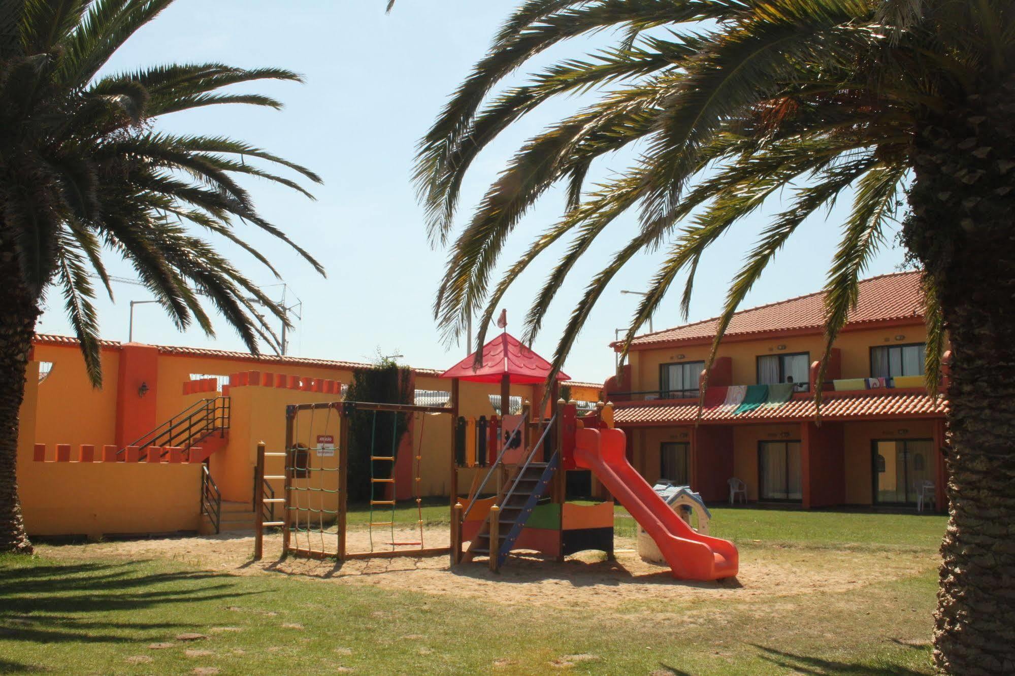 Hotel Mh Dona Rita Atouguia Da Baleia