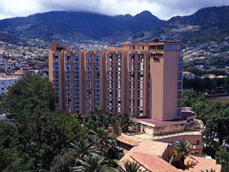Hotel Dom Pedro Madeira Machico (Madeira)