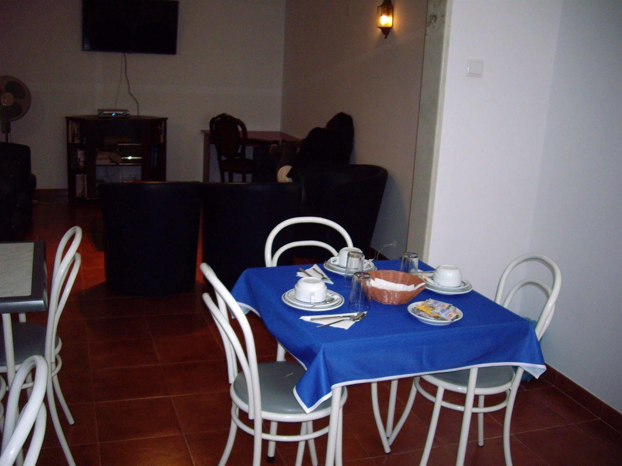 Residencial Camoes Bed & Breakfast Lisbon