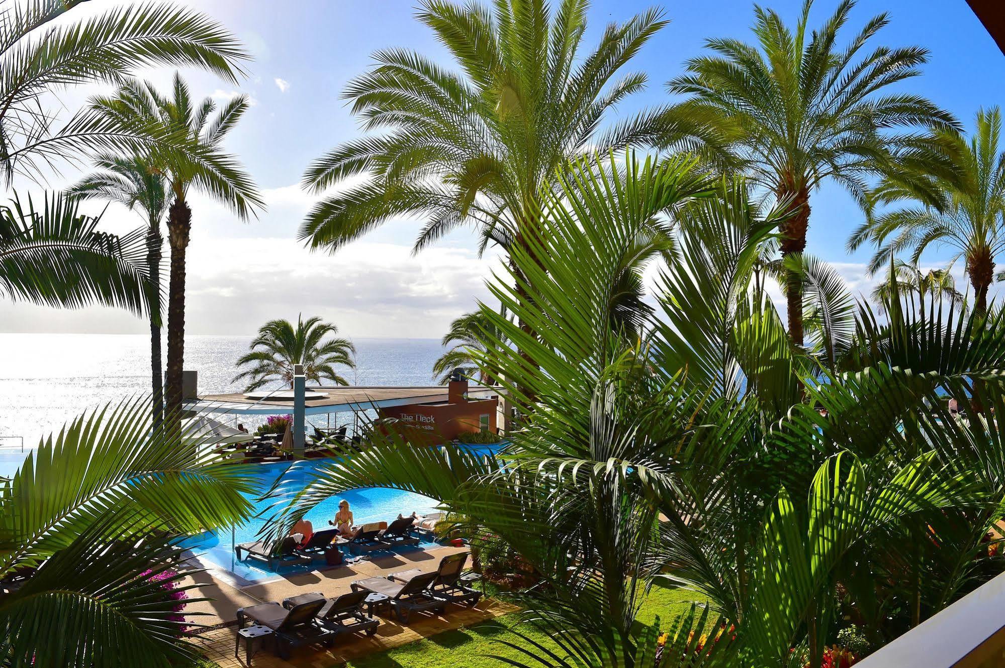 Hotel Pestana Promenade Ocean 4*