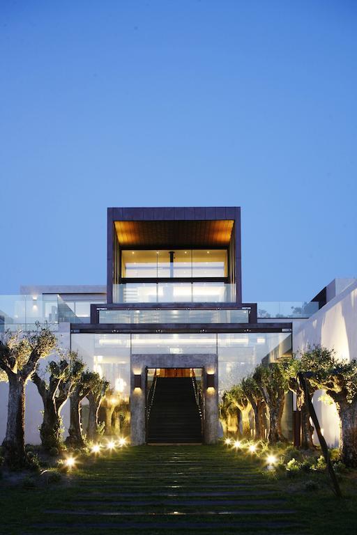 Areias Do Seixo Charm & Residences Hotel