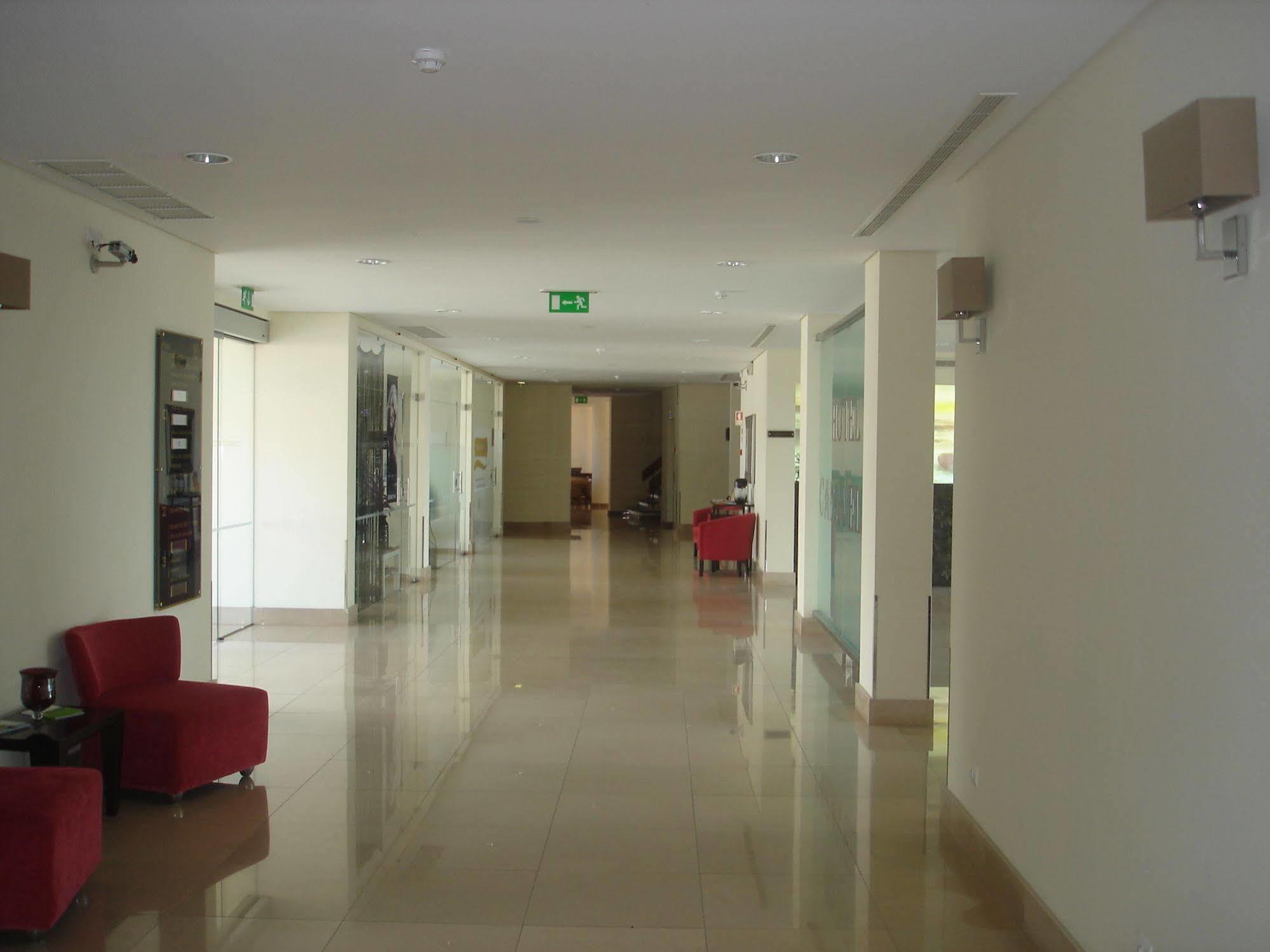 Hotel Caravelas 4*