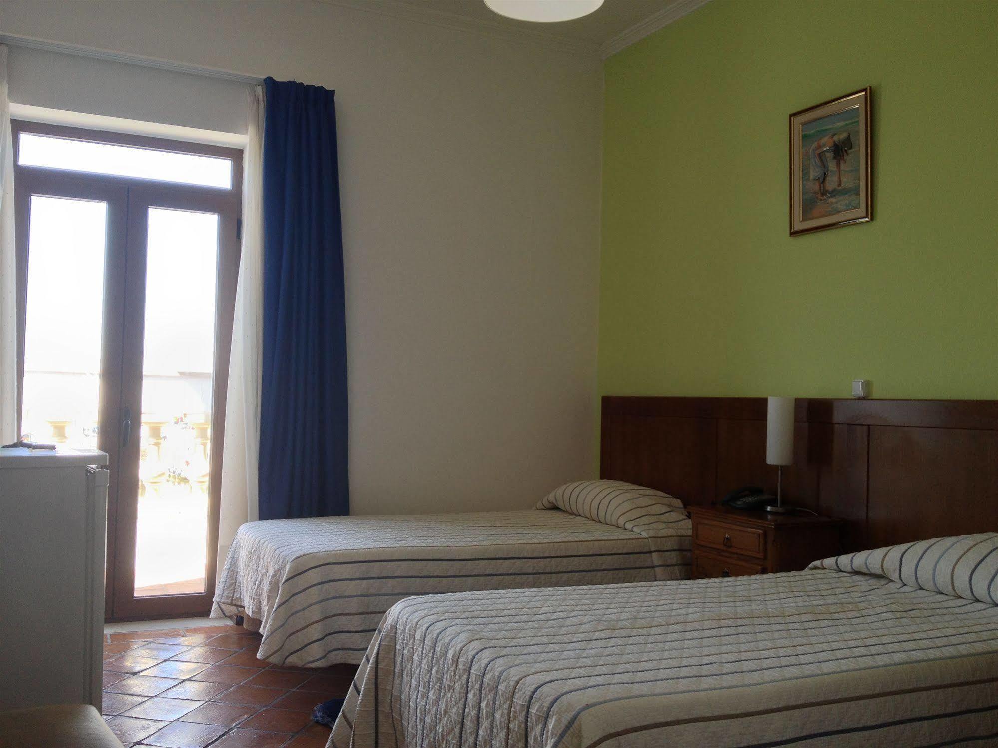 Residencial Mares 3* Tavira
