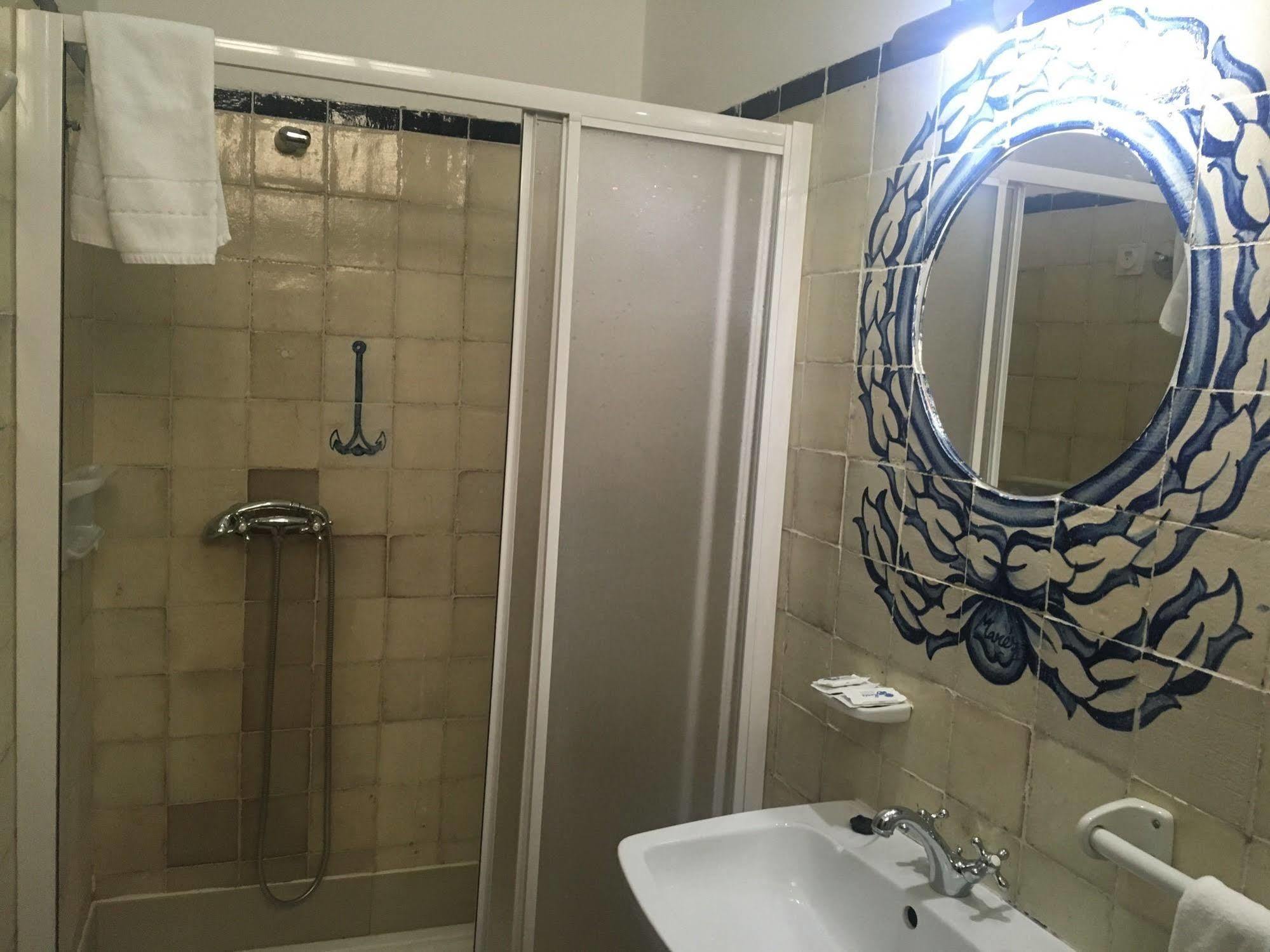 Guest house Residencial Mares 3*