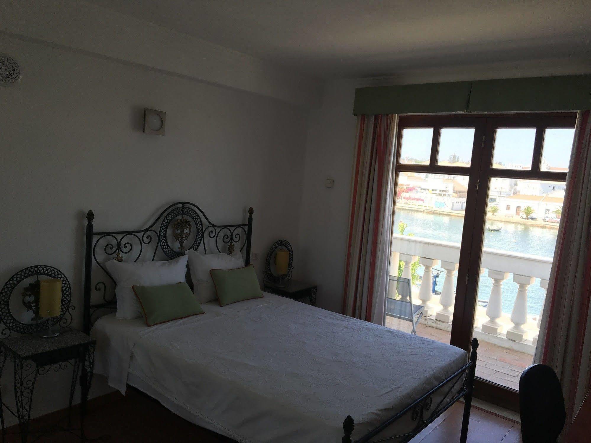 Residencial Mares 3* Tavira