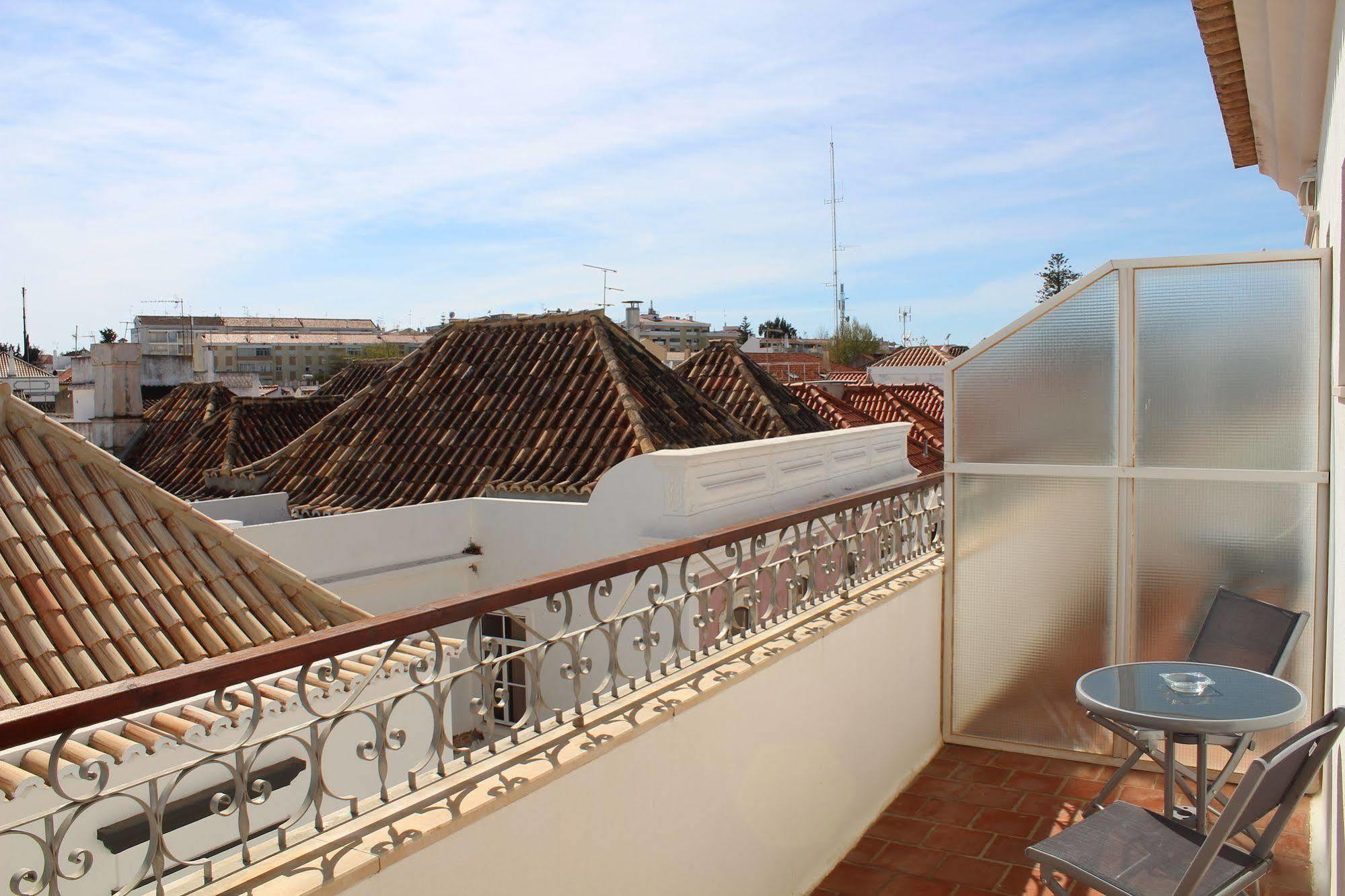 Guest house Residencial Mares Tavira