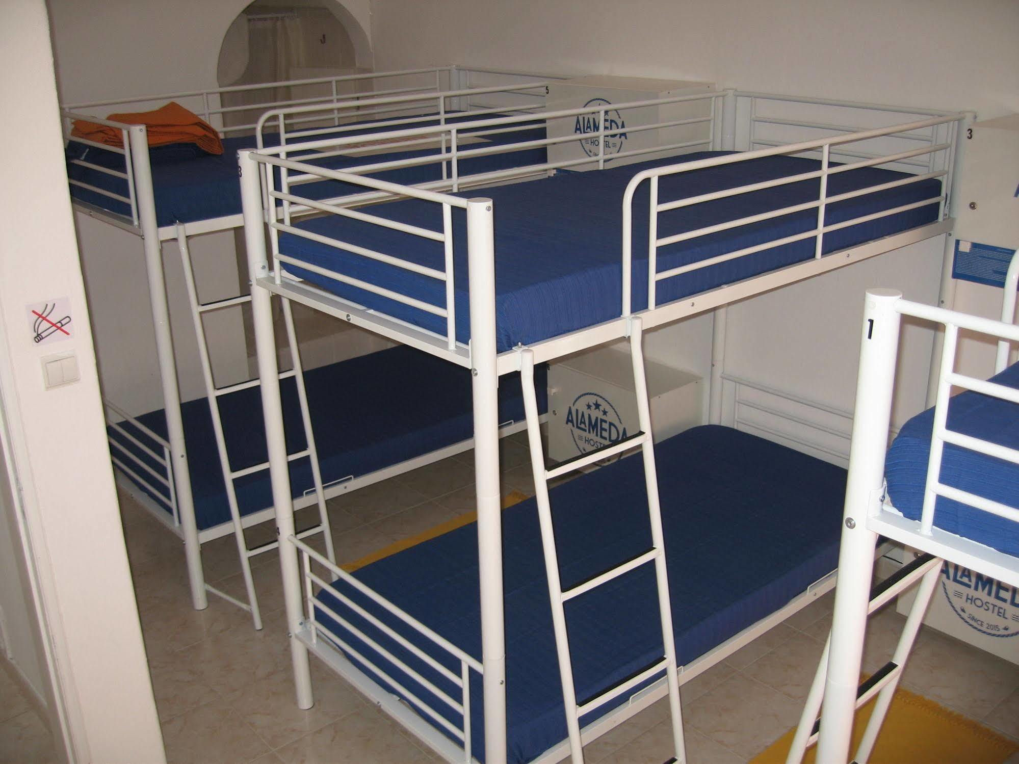 Hostal Alameda