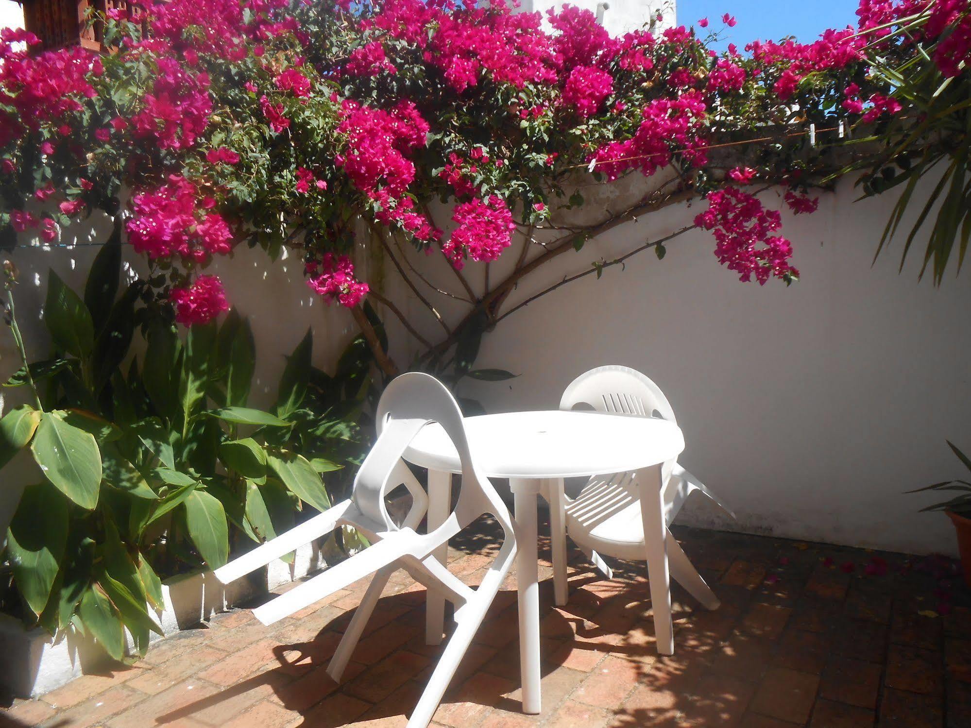 Velha Hotel Lagos