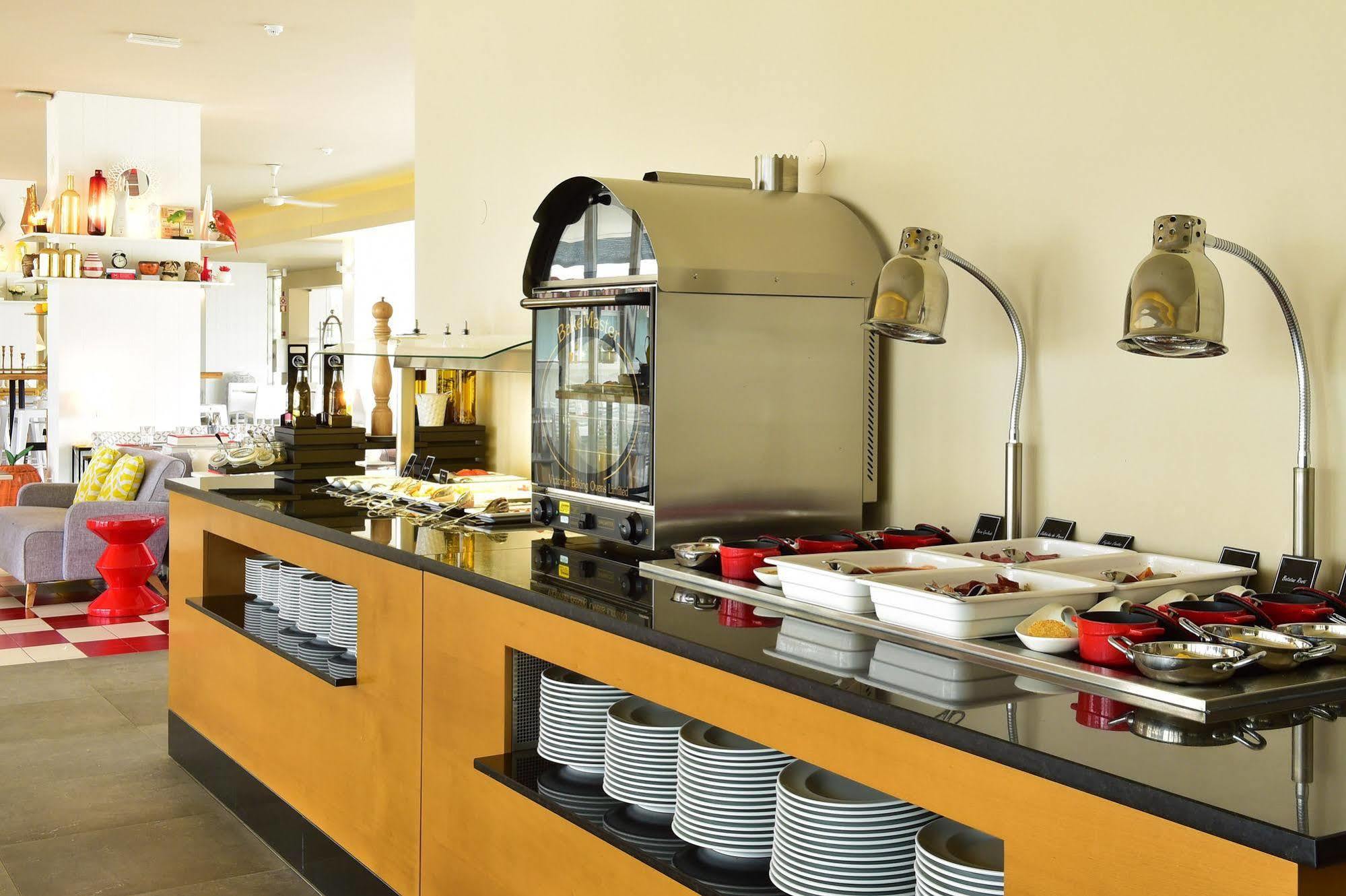 Pestana South Premium Hotel 4*