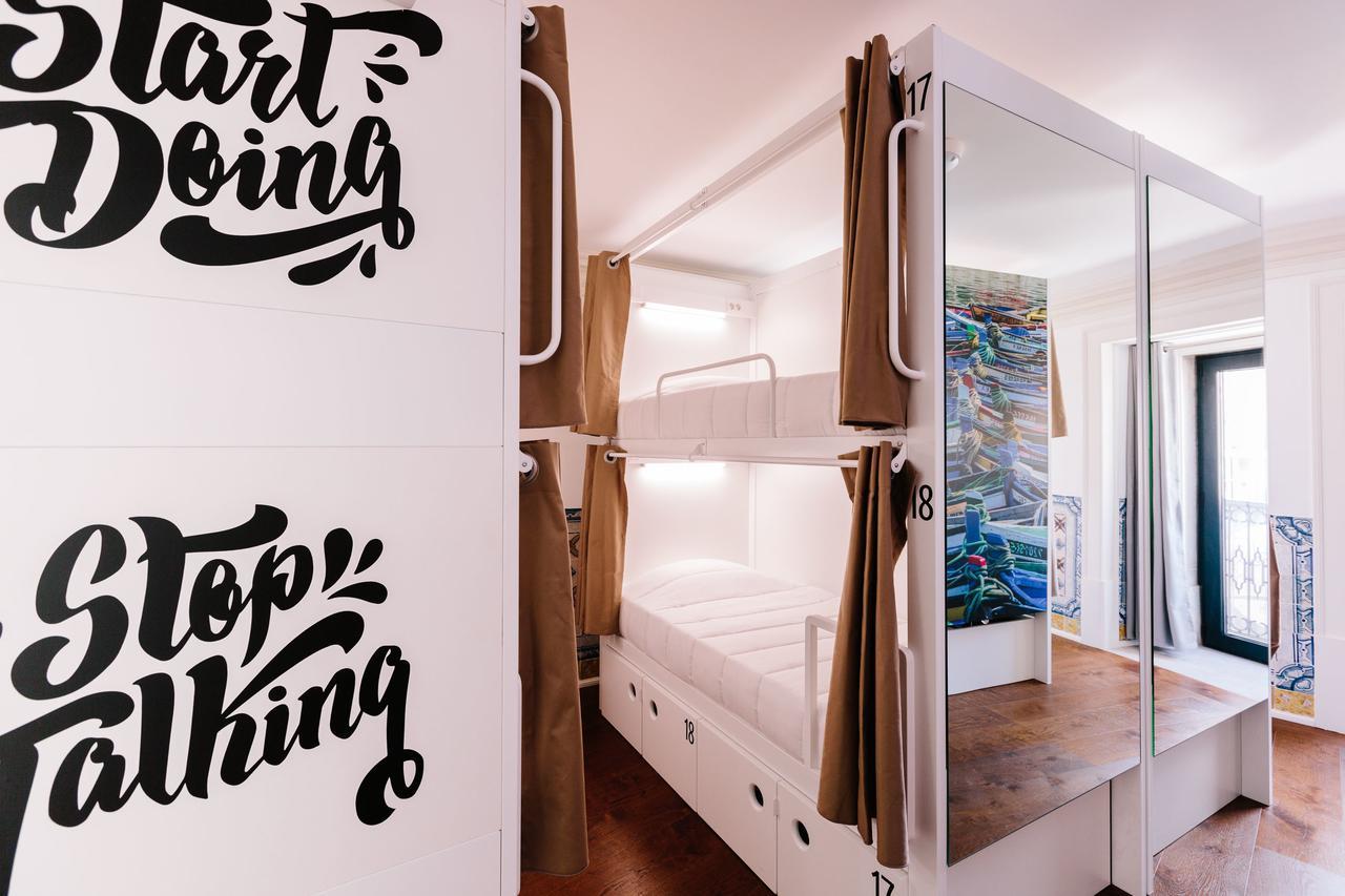 Lisbon South Hostel *