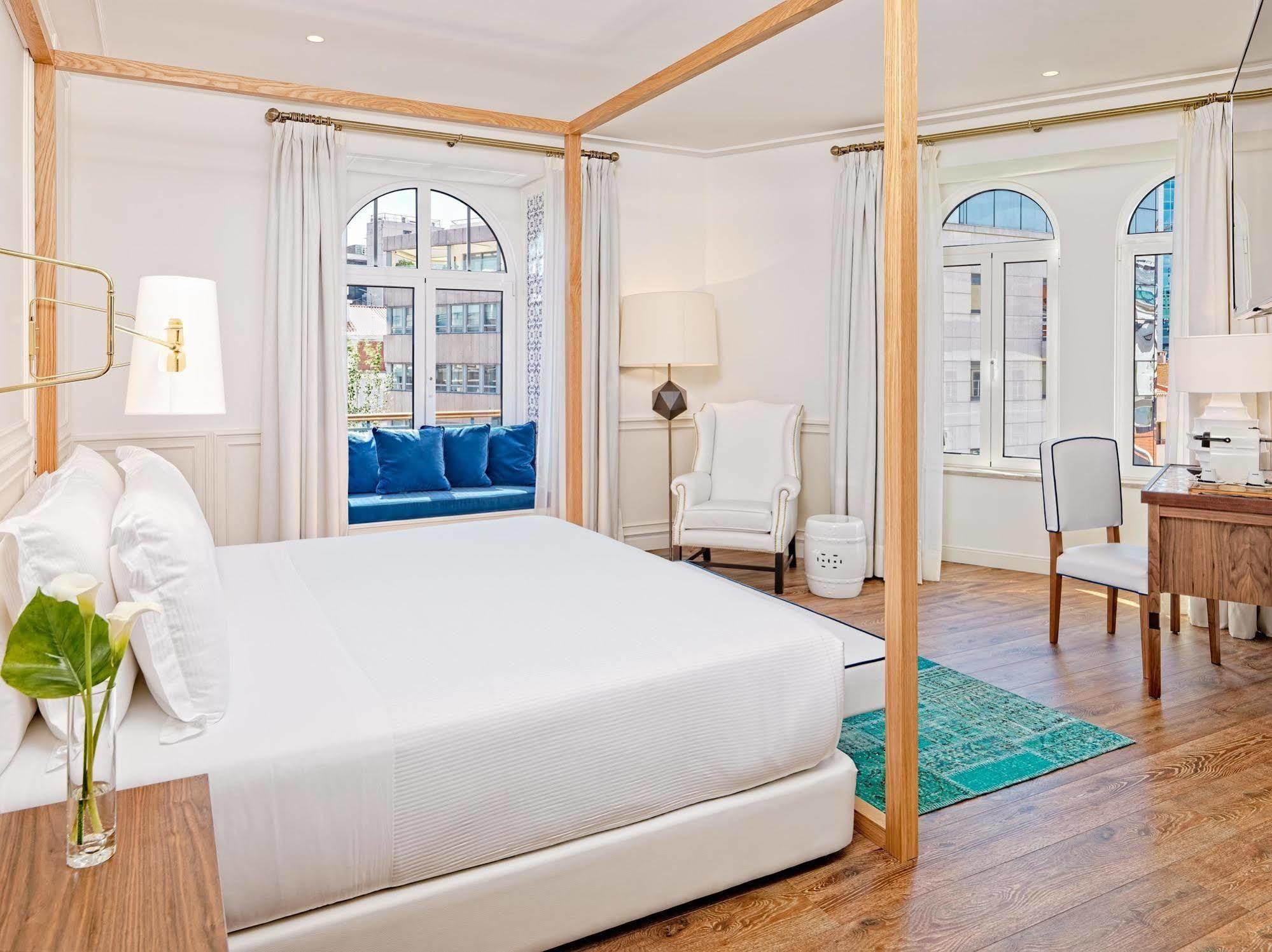 Hotel H10 Duque De Loule 4*
